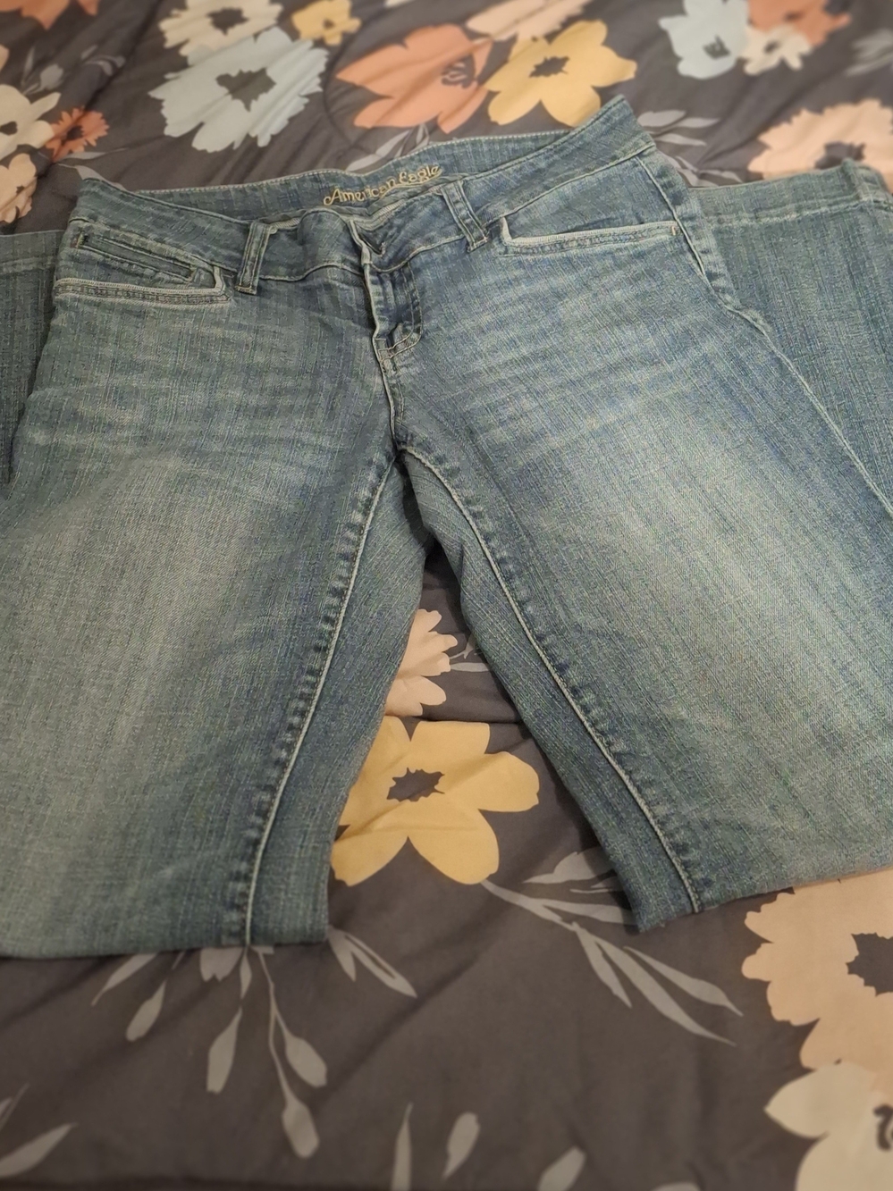 American Eagle Outfitters Light Wash Flare Jeans